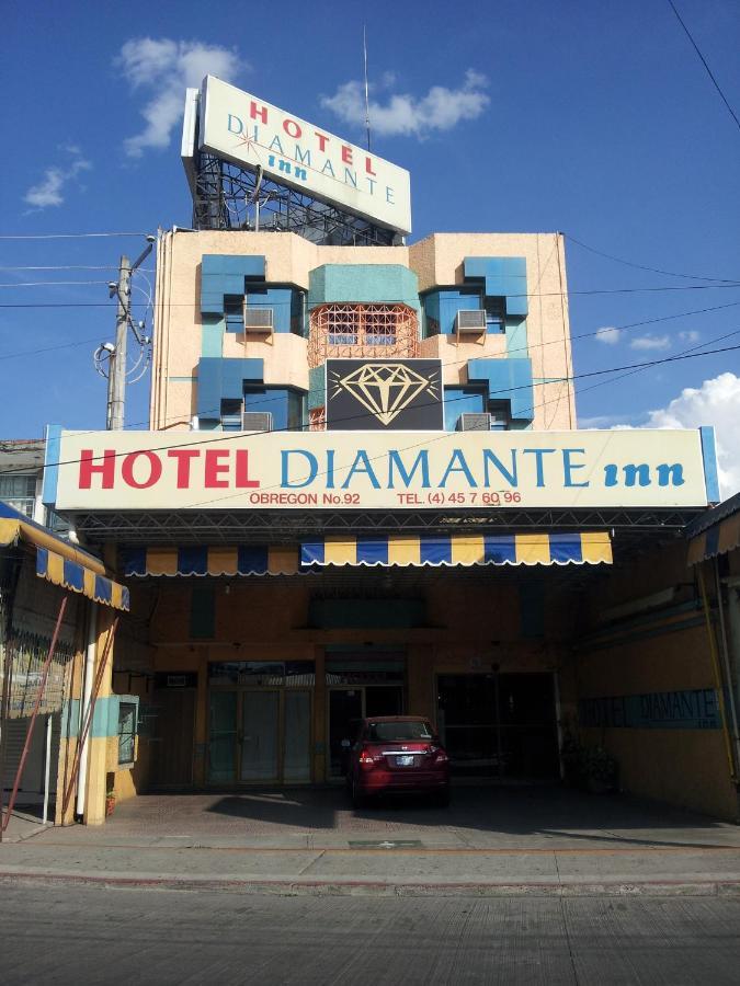 Hotel Diamante Inn Uriangato Exterior foto